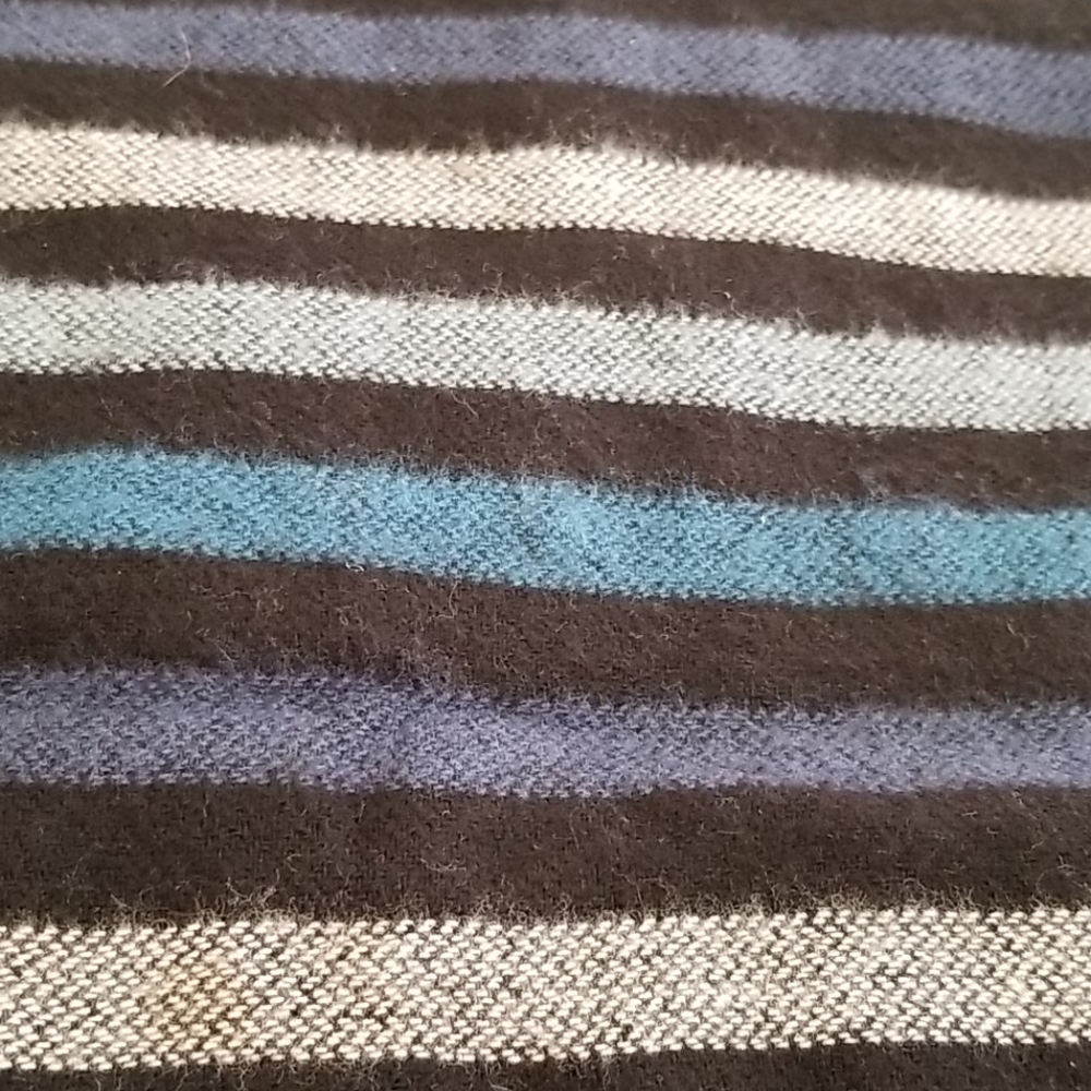 Scarf - Picture 2 of 3